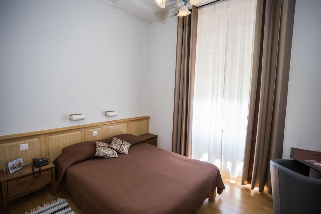 Hotel Des Tourelles Genève Kamer foto